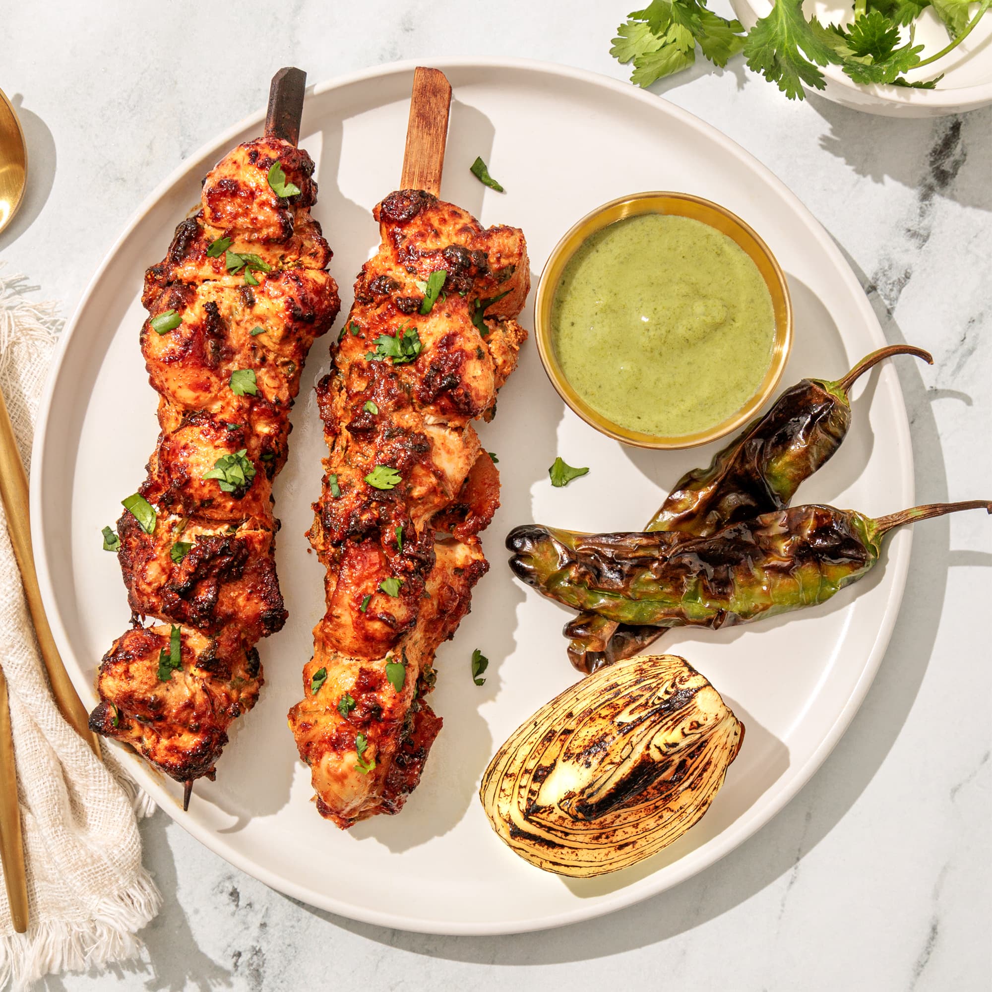 Tandoori chicken skewers with chutney